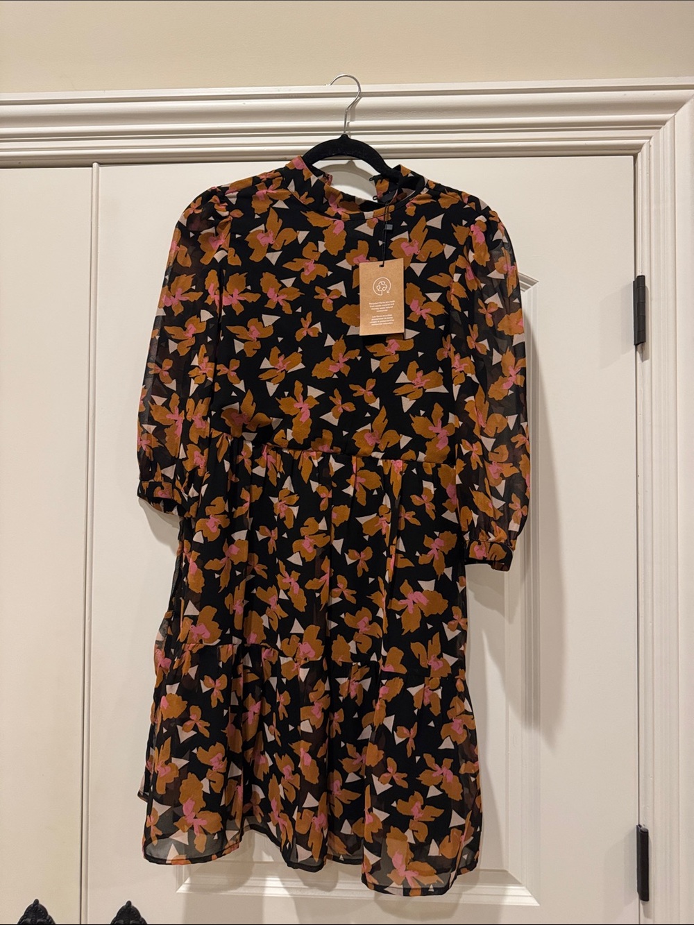 NWT Vero Moda Black Floral Long Sleeve Tiered Midi Dress with Pink & Brown Print